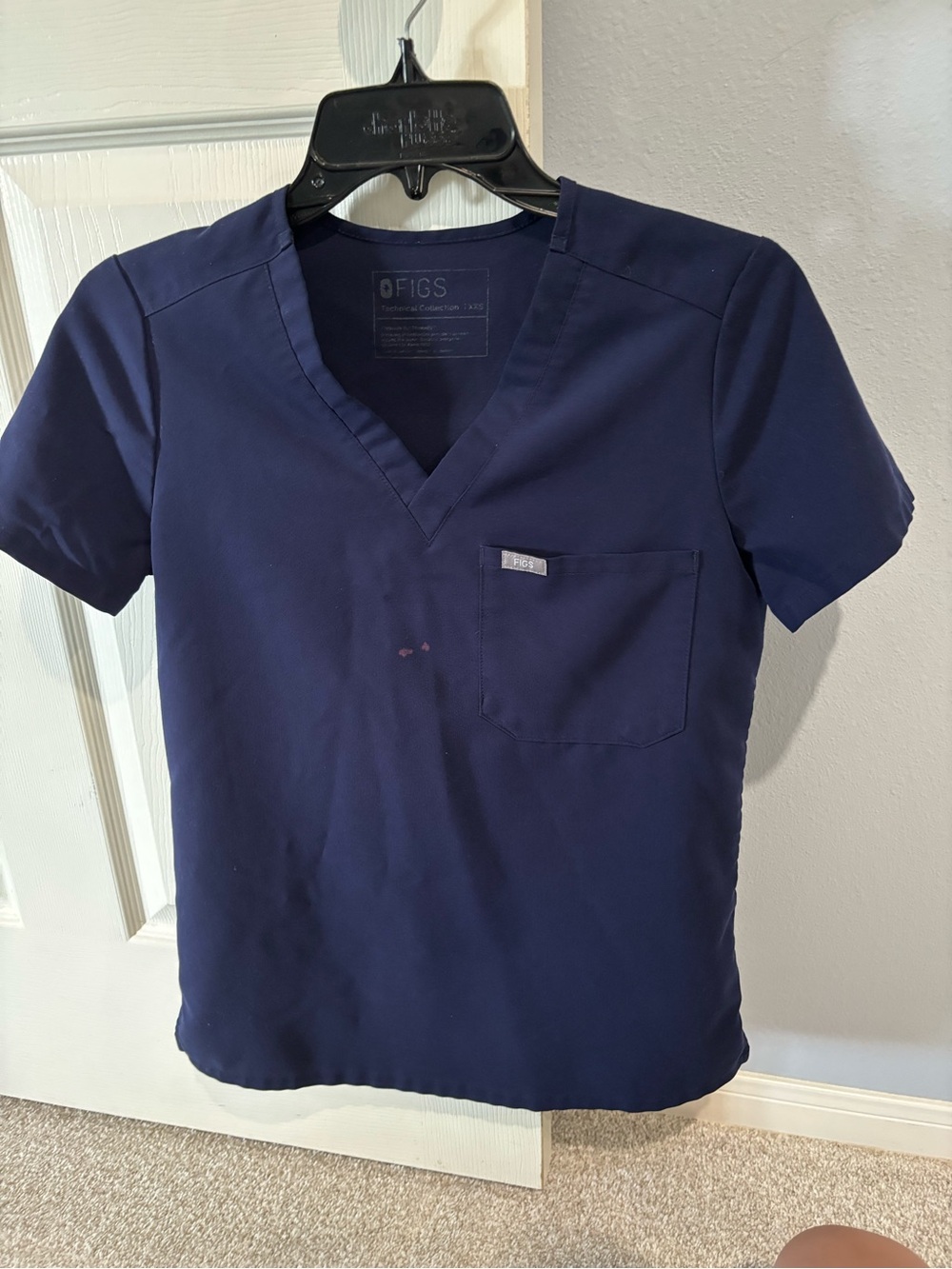Figs Women's Navy Short-Sleeve V-Neck Scrub Top